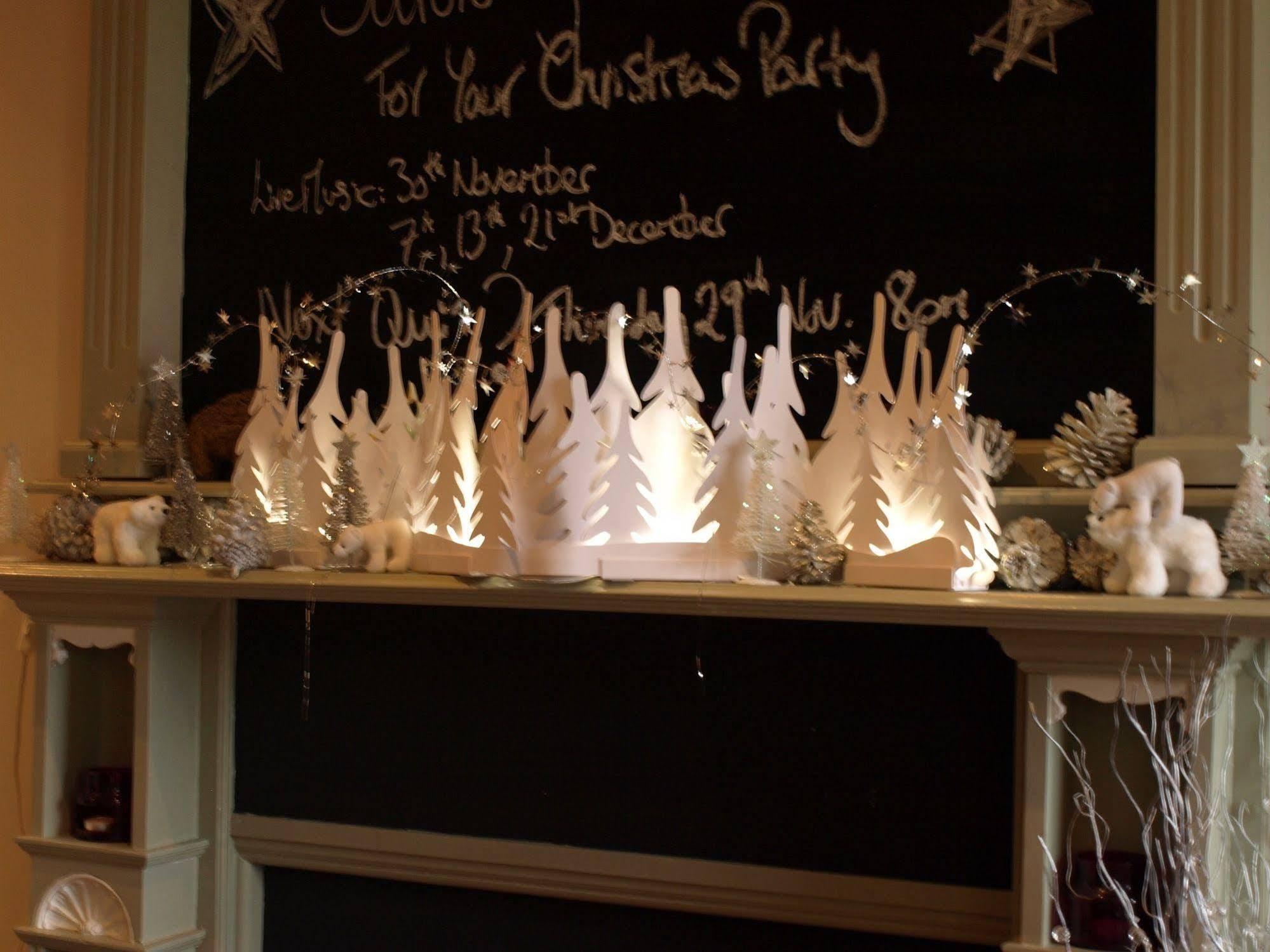 The Bower Inn Bridgwater Exterior foto A fireplace decorated for Christmas